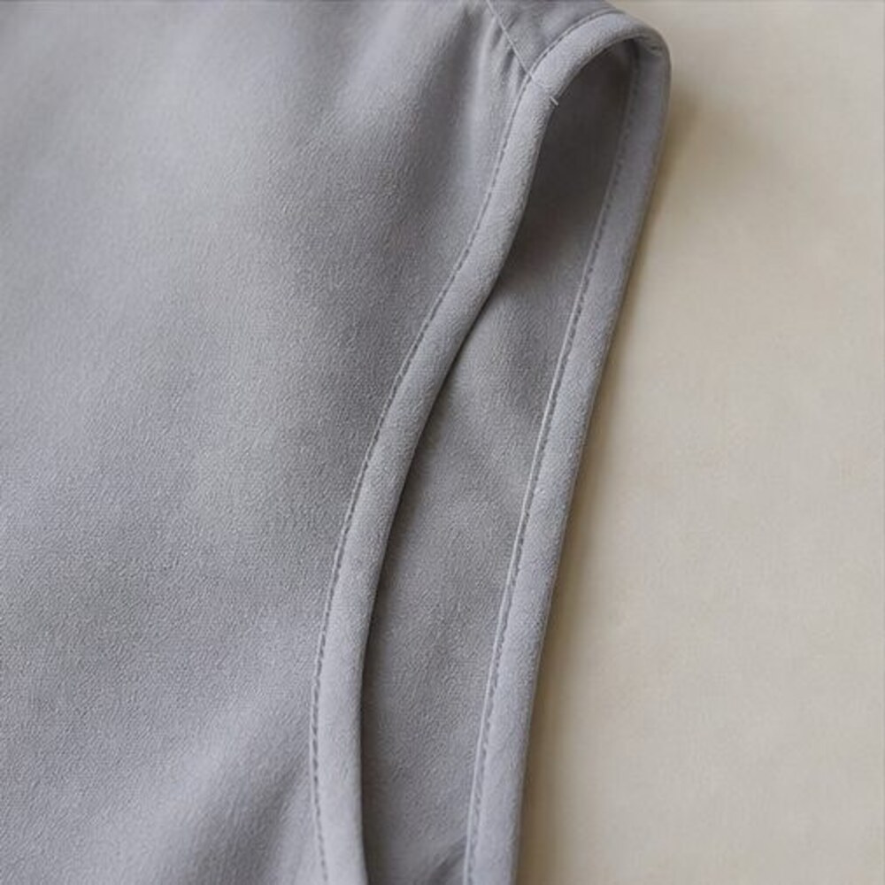 Gray Peplum Top - Picture 5 of 6